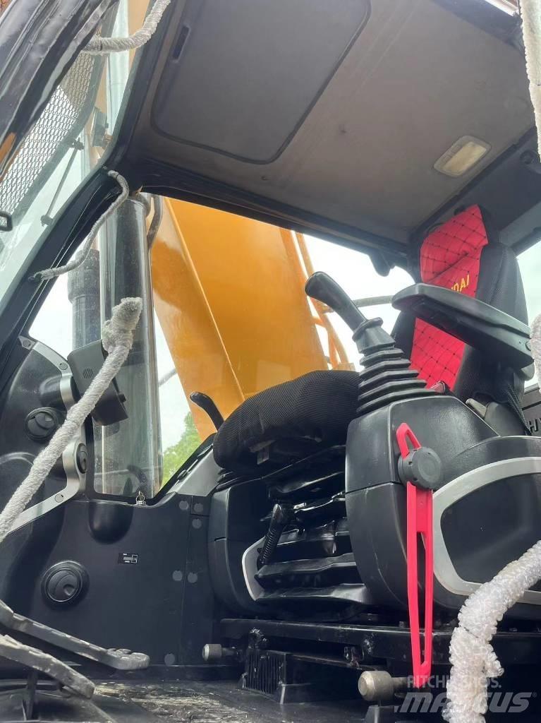 Hyundai R 305LC-9S Excavatoare pe șenile
