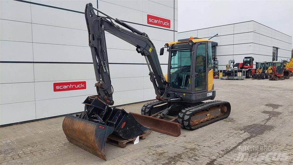 Volvo ECR50D Excavatoare cu roti