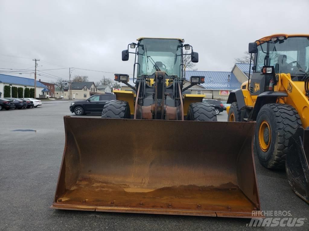 Komatsu WA 200 Incarcator pe pneuri