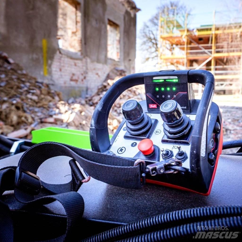 Kovaco Mini Z Buldoexcavatoare