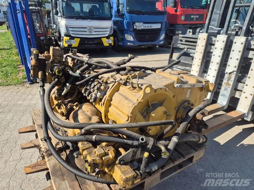 CAT 966G Axe