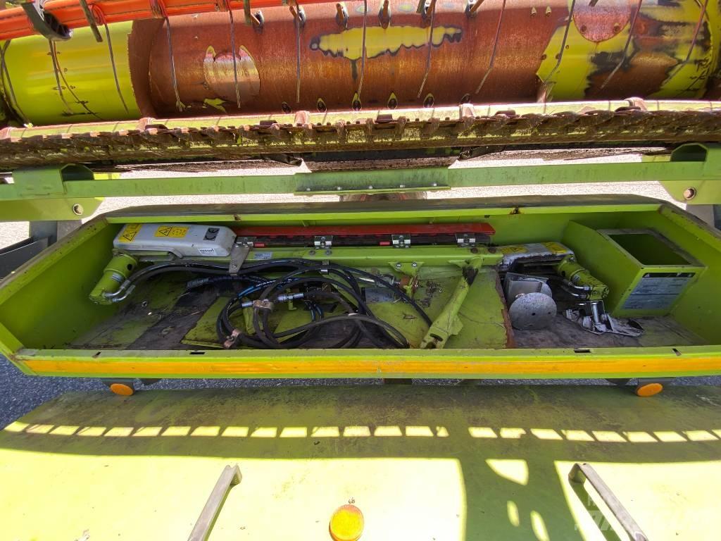 CLAAS Lexion 670 Combine de secerat