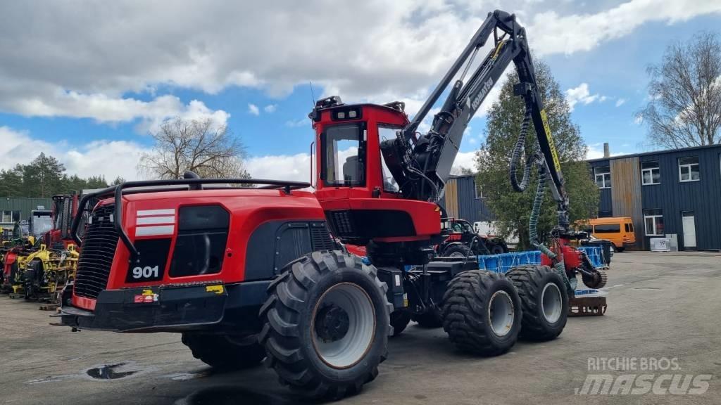 Komatsu 901 Combine forestiere