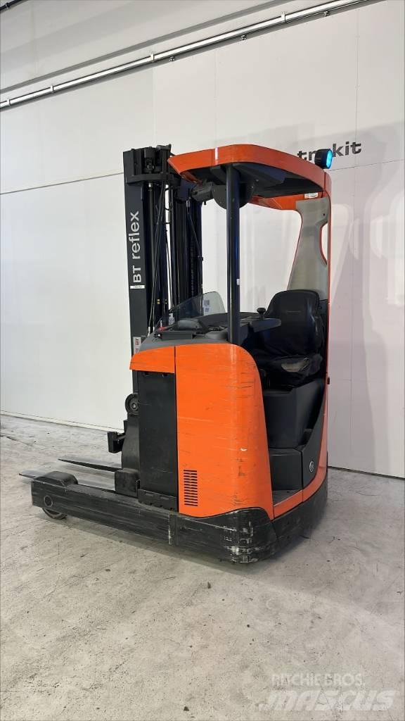 BT Reflex Stivuitor cu catarg retractabil