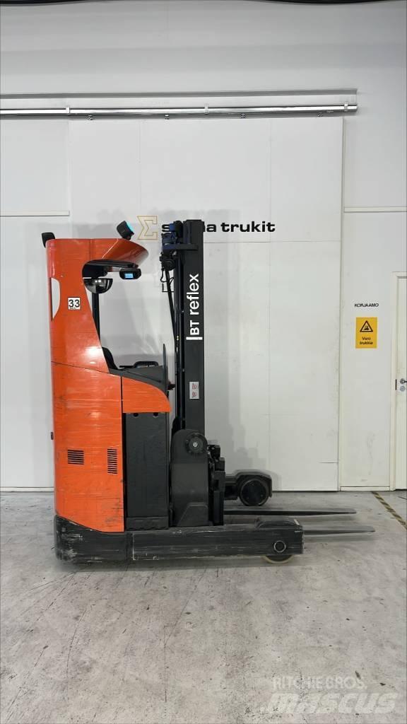 BT Reflex Stivuitor cu catarg retractabil