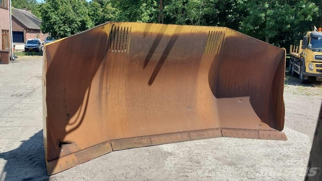 CAT D9T Buldozere pe senile