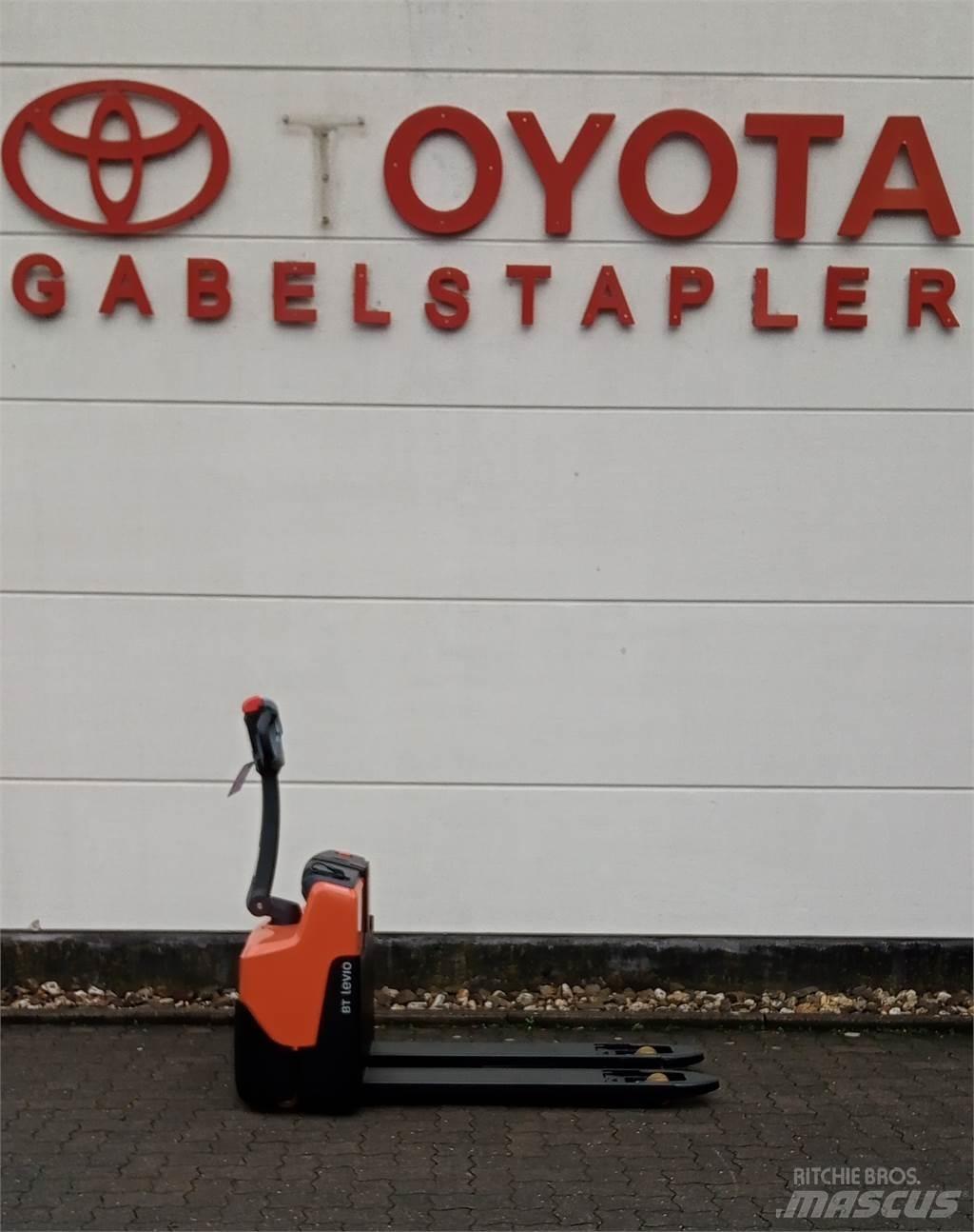 Toyota LWI 160 Transpaleta manuala
