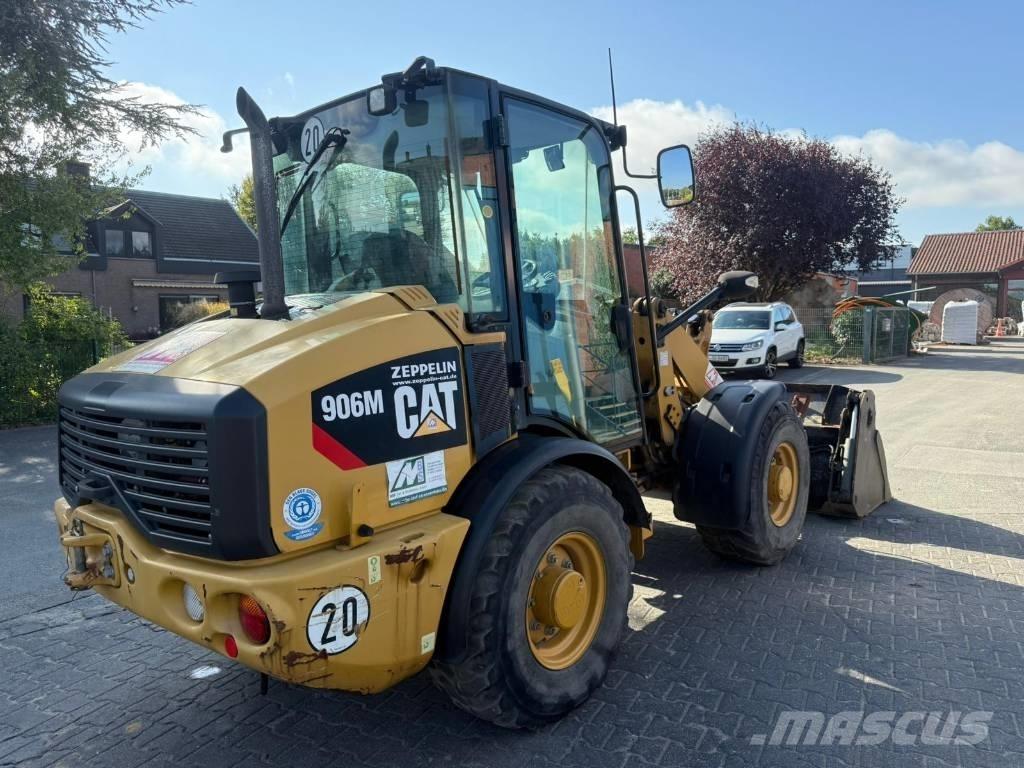 CAT 906M  1831h Incarcator pe pneuri
