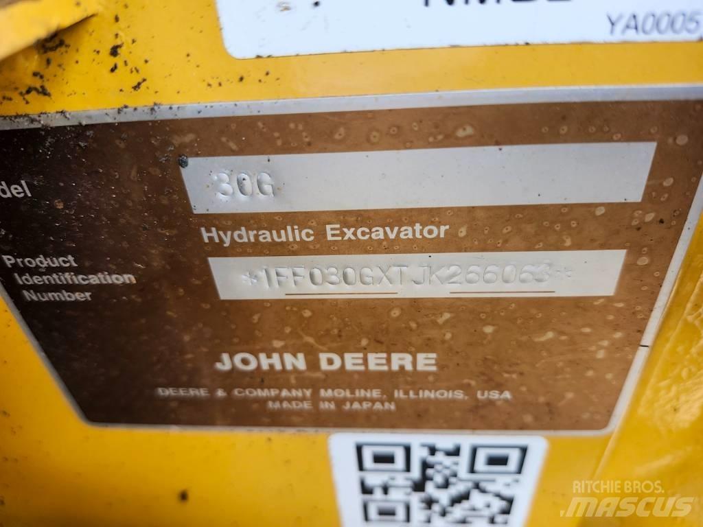 DEERE 30G Mini excavatoare < 7t