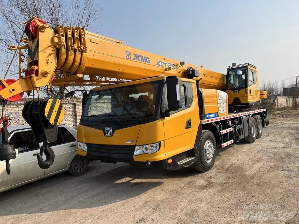 XCMG QY25KA Macara pentru orice teren