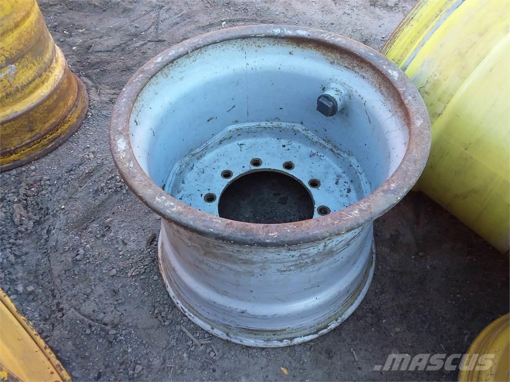 Valmet 890 20x26,5 Anvelope, roti si jante