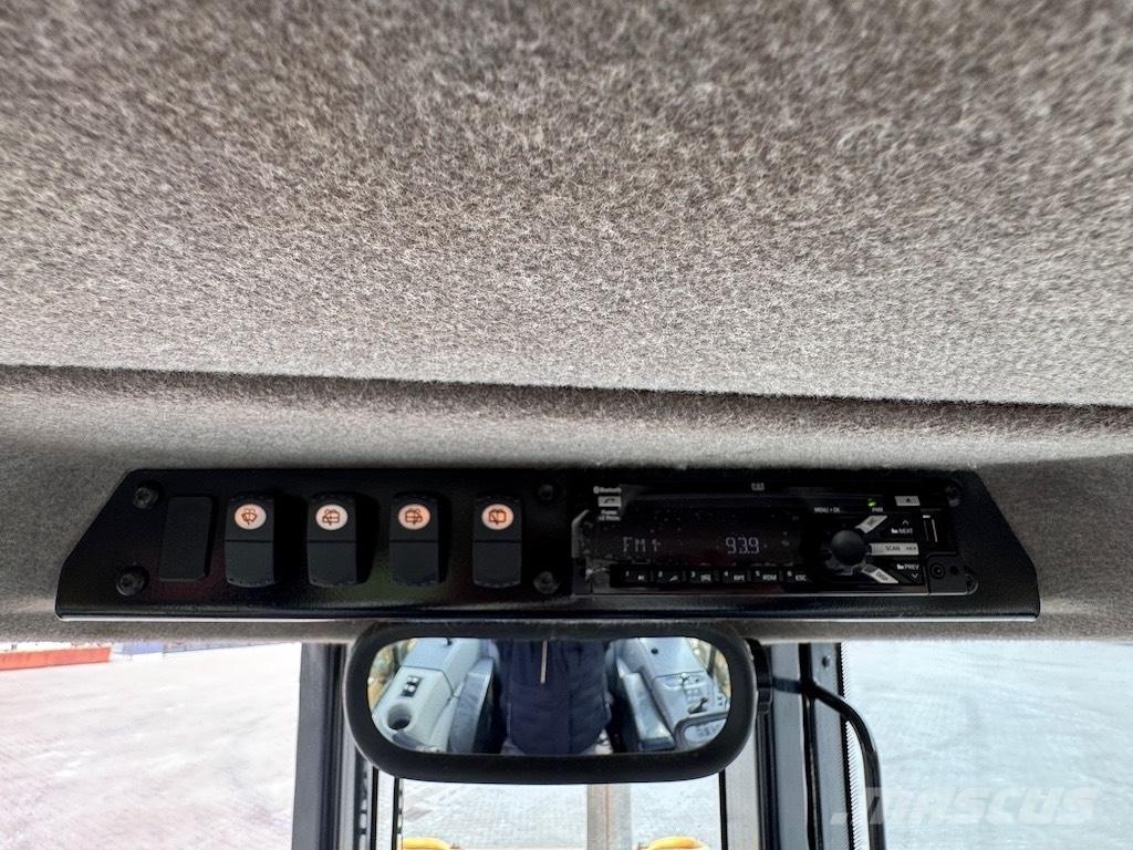 CAT D6N XL Buldozere pe senile