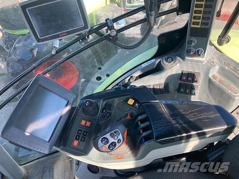 CLAAS Axion 830 Tractoare