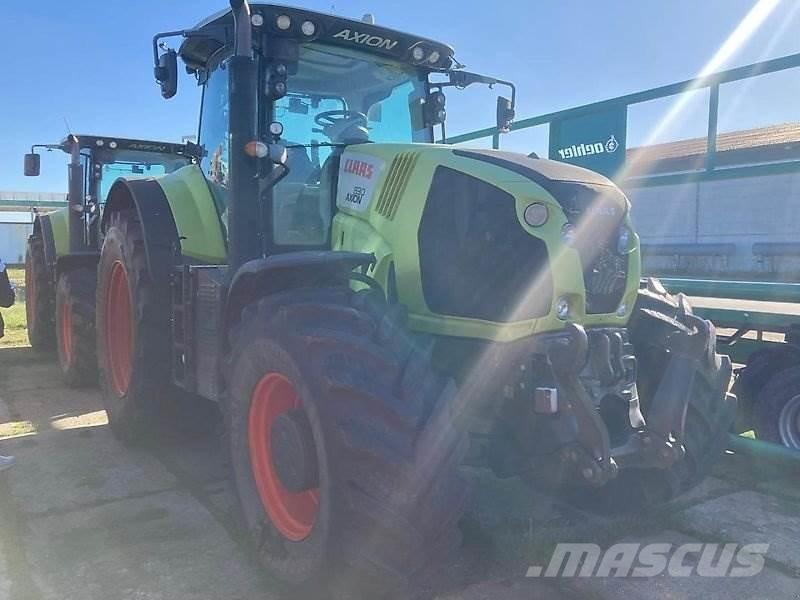 CLAAS Axion 830 Tractoare