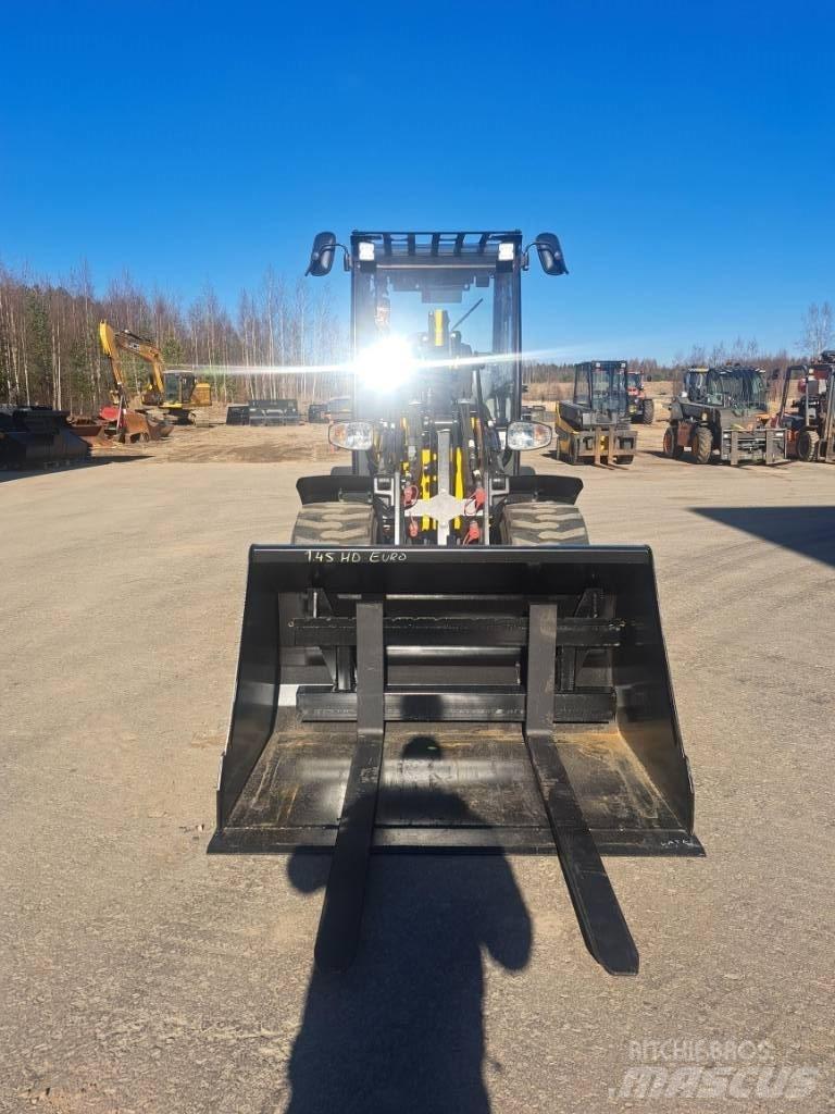 JCB 403 Incarcatoare multifunctionale