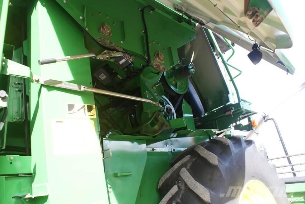 John Deere T 550 Combine de secerat