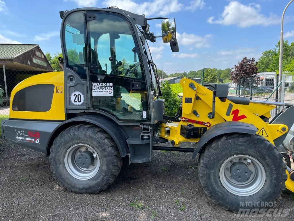Wacker Neuson WL 52 Incarcator pe pneuri