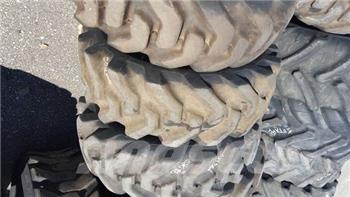  Pneus 10.5/80-18 Anvelope, roti si jante