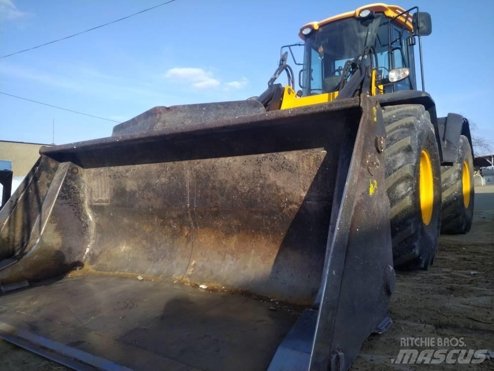 JCB 418 S Incarcator pe pneuri