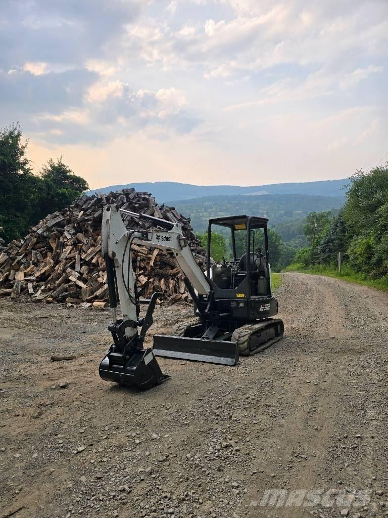 Bobcat E 32 Mini excavatoare < 7t
