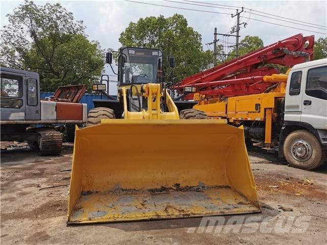 Komatsu WA380 Incarcator pe pneuri