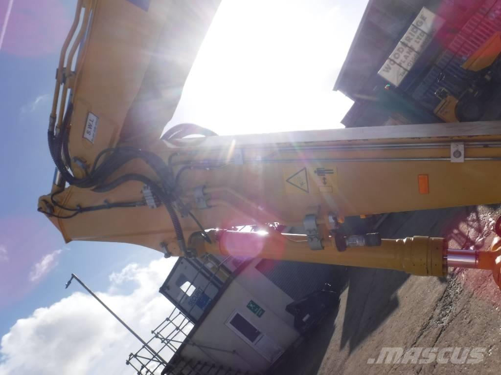 Komatsu PW 160-11 Excavatoare cu roti