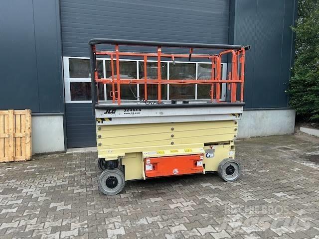 JLG 3246 ES Platforme foarfeca