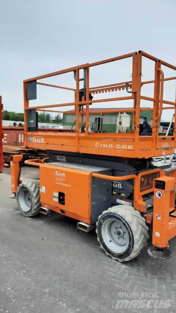SkyJack SJ 6832 RTE Platforme foarfeca