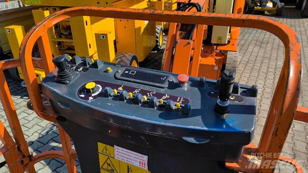 JLG E 300 AJP Nacele cu brat articulat