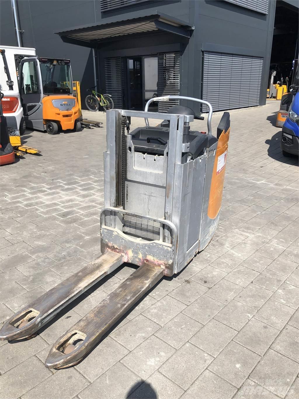 Still EXD-S20 Transpaleta manuala