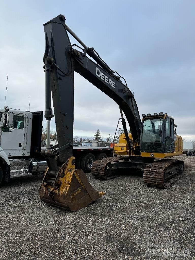 DEERE 210G LC Excavatoare pe șenile
