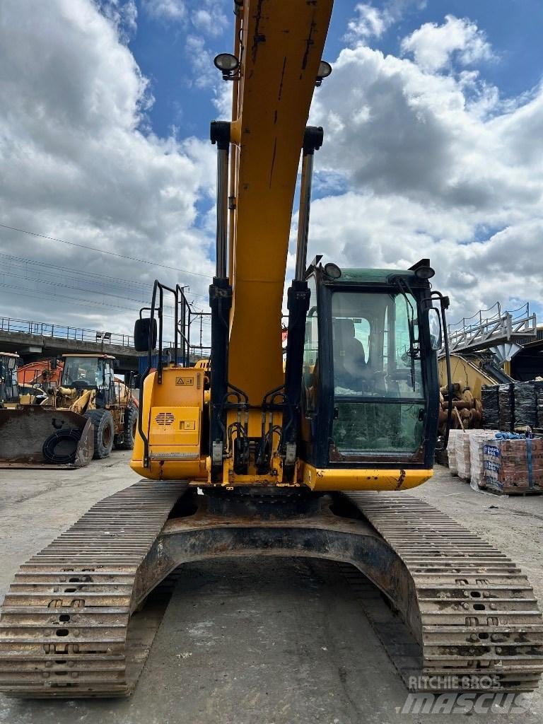 JCB JS 220 LC Excavatoare pe șenile
