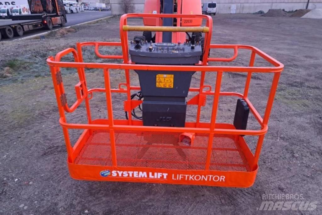 JLG 660 SJ - 340 kg Nacele cu brat telescopic