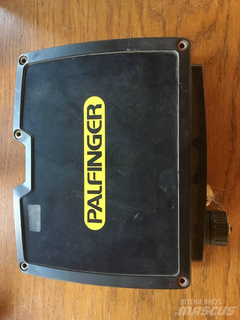  Scanreco RC 400 Electronice
