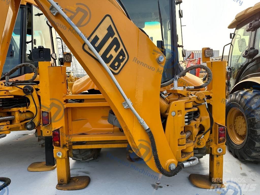 JCB 4 CX Buldoexcavatoare