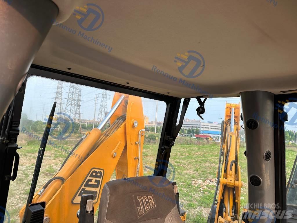JCB 4 CX Buldoexcavatoare