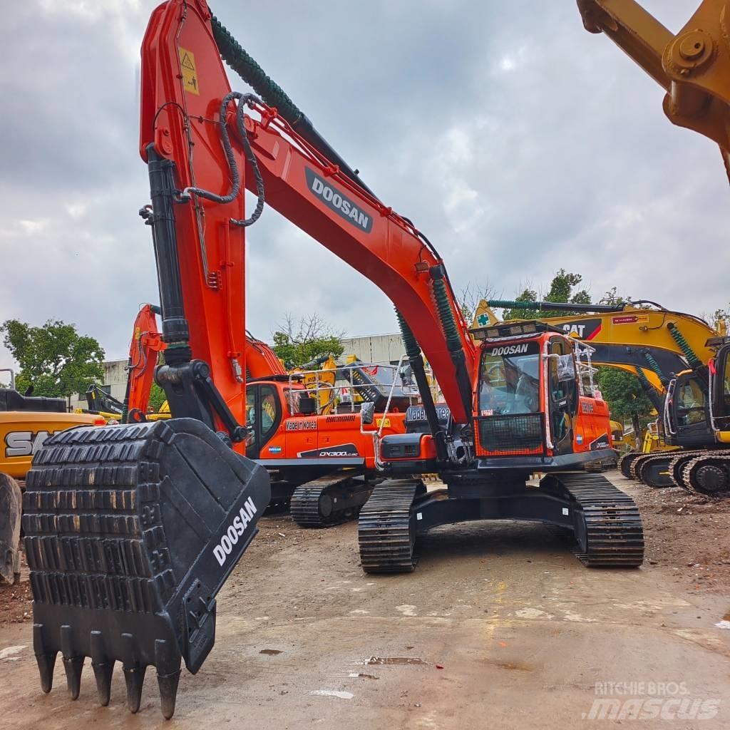 Doosan DX 300 LC Excavatoare pe șenile

