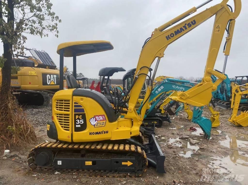 Komatsu PC 35 Excavatoare pe șenile
