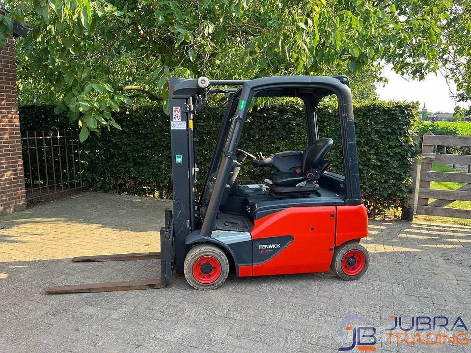 Linde E16P-02 Stivuitor electric