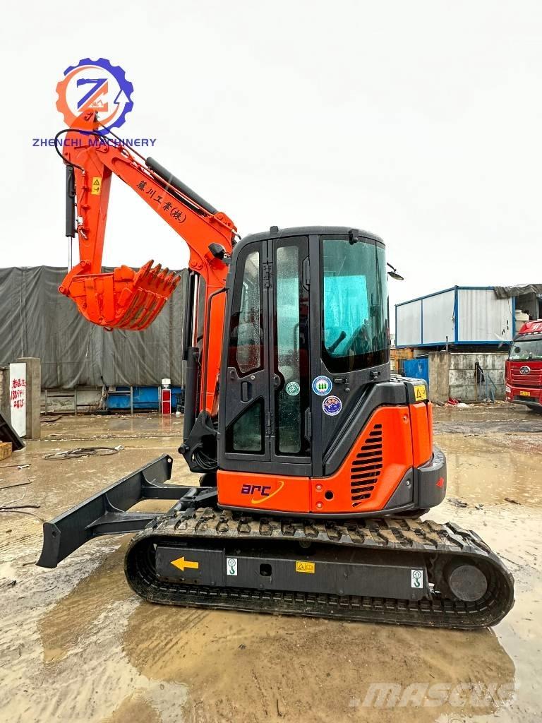 Hitachi ZX 50 Mini excavatoare < 7t