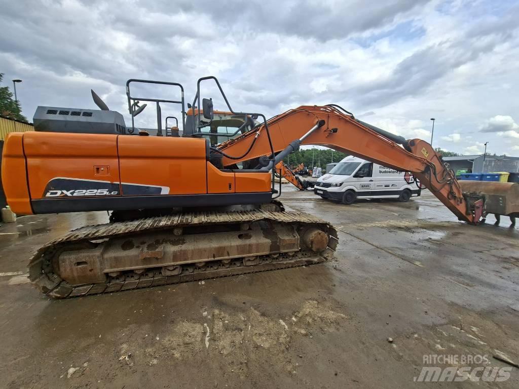 Doosan DX225LC-5 Excavatoare pe șenile

