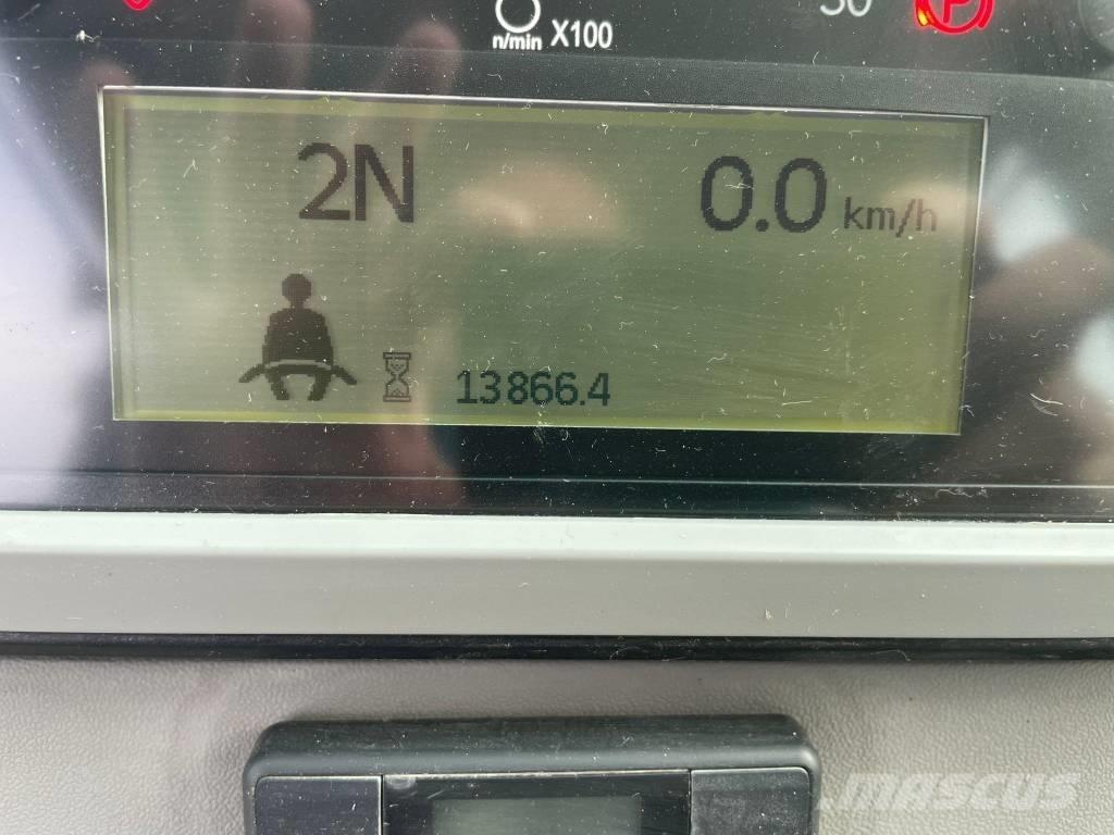 CAT 980 M Incarcator pe pneuri