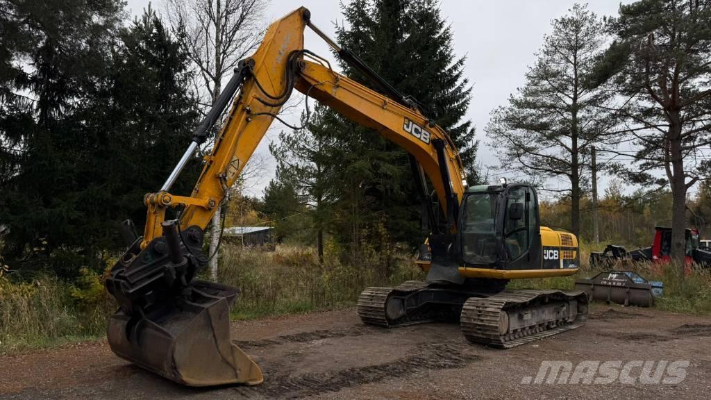 JCB JS 210 LC Excavatoare pe șenile
