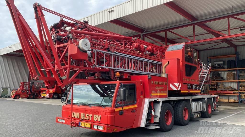 Munsters AF 38 Macarale turn