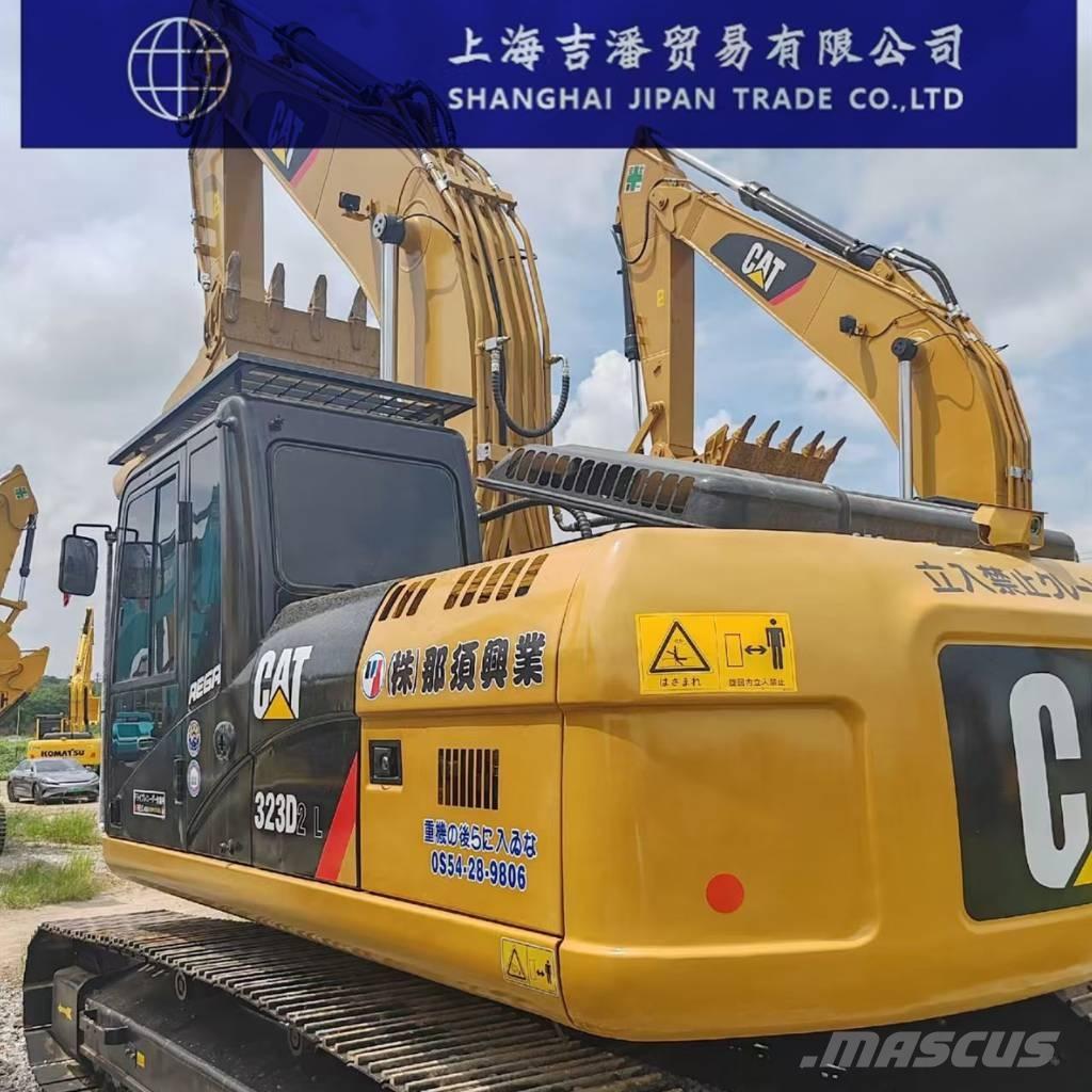 CAT 323 D Excavatoare pe șenile
