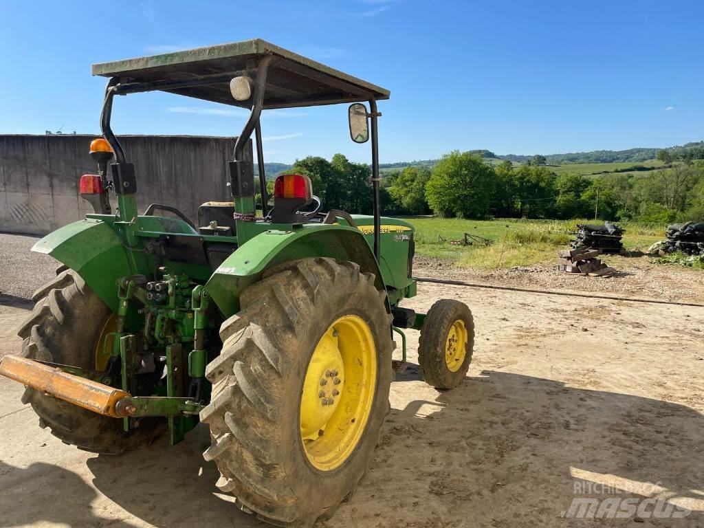John Deere 5215 Tractoare