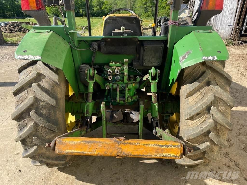 John Deere 5215 Tractoare