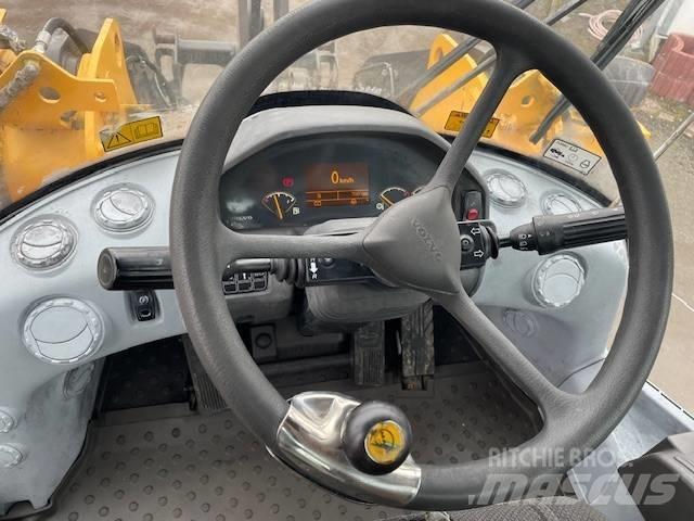 Volvo L 60 F Incarcator pe pneuri