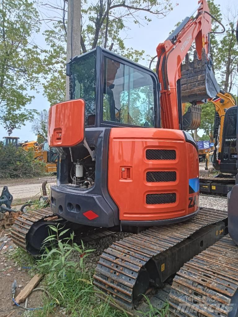 Hitachi ZX55 Mini excavatoare < 7t