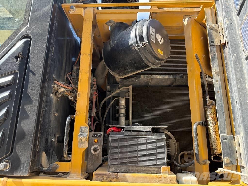 CAT 335 F L CR Excavatoare pe șenile
